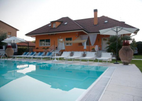 Villa Orange